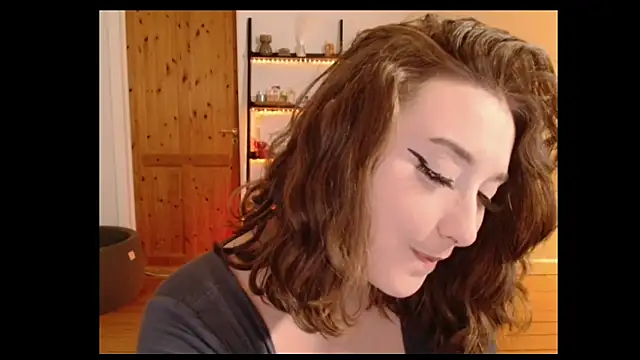 Snapshot of NaughtyRapunzel7 chatting on 12/28/24, 10:23 NaughtyRapunzel7 online show from 12/28/24, 10:23