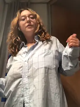 Snapshot of NaughtyRapunzel7 chatting on 09/26/25, 09:41 NaughtyRapunzel7 online show from 09/26/25, 09:41