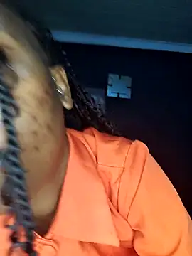 Snapshot of SheisBlacq chatting on 02/20/26, 09:48 SheisBlacq online show from 02/20/26, 09:48