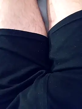 Snapshot of mickzizi chatting on 01/20/25, 08:41 mickzizi online show from 01/20/25, 08:41