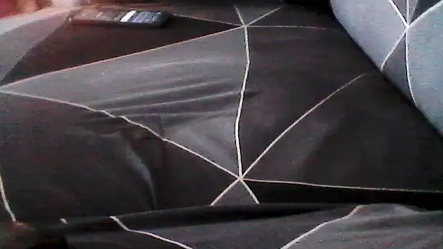 Snapshot of mickzizi chatting on 11/18/25, 12:53 mickzizi online show from 11/18/25, 12:53