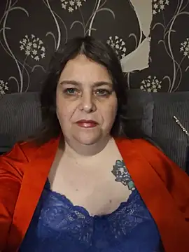 Snapshot of HouseWifeWhore_Milf chatting on 06/24/26, 05:50 HouseWifeWhore Milf online show from 06/24/26, 05:50