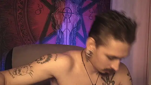 Snapshot of mateo60 chatting on 03/23/26, 12:47 mateo60 online show from 03/23/26, 12:47