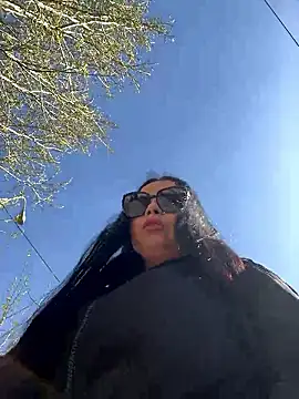 CrazzyChicks online show from 05/02/26, 08:19