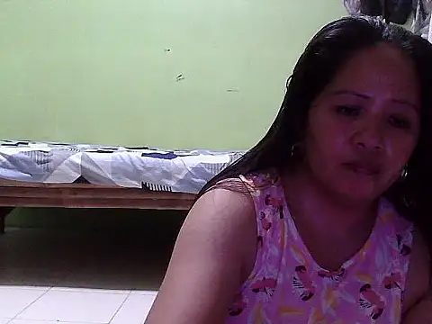 Snapshot of sweetlady_pinay chatting on 03/14/25, 11:56 sweetlady pinay online show from 03/14/25, 11:56
