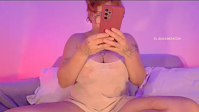 Lilmuh  online show from 09/27/25, 12:15