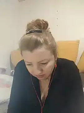 Snapshot of stefanyharper16 chatting on 02/18/25, 05:21 stefanyharper16 online show from 02/18/25, 05:21