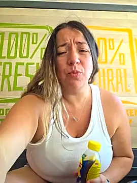 isabella rossse online show from 05/29/26, 12:58