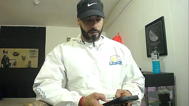 romeolovedark online show from 01/17/25, 01:15