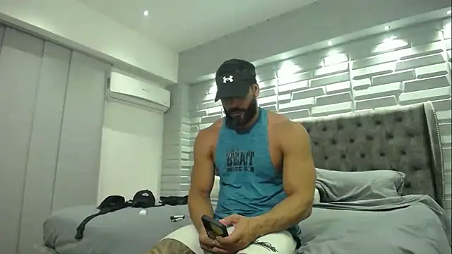 romeolovedark online show from 02/22/25, 05:44