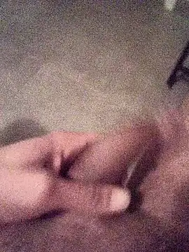 Snapshot of Invisiblesqz chatting on 01/15/26, 06:18 Invisiblesqz online show from 01/15/26, 06:18