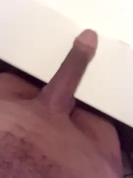 Snapshot of Invisiblesqz chatting on 03/05/26, 06:53 Invisiblesqz online show from 03/05/26, 06:53