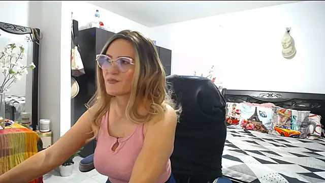 Snapshot of Xiimen chatting on 01/29/25, 12:43 Xiimen online show from 01/29/25, 12:43