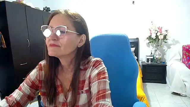 Snapshot of Xiimen chatting on 10/31/25, 12:11 Xiimen online show from 10/31/25, 12:11