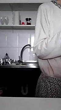 Snapshot of Moi_Lina chatting on 01/09/25, 01:45 Moi Lina online show from 01/09/25, 01:45