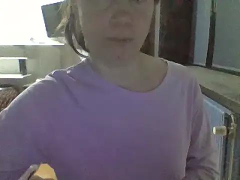 Snapshot of Moi_Lina chatting on 02/27/25, 10:31 Moi Lina online show from 02/27/25, 10:31