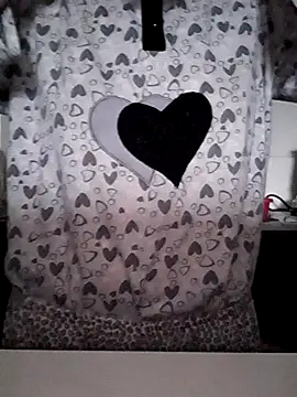 Snapshot of Moi_Lina chatting on 11/25/25, 01:00 Moi Lina online show from 11/25/25, 01:00