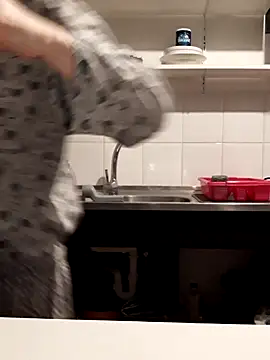 Snapshot of Moi_Lina chatting on 02/12/26, 05:19 Moi Lina online show from 02/12/26, 05:19