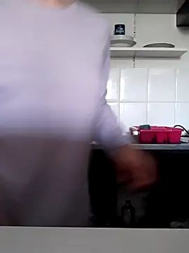 Snapshot of Moi_Lina chatting on 03/04/26, 02:56 Moi Lina online show from 03/04/26, 02:56