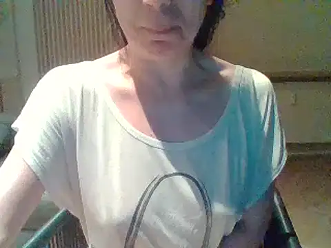 Moi Lina online show from 07/20/26, 08:55