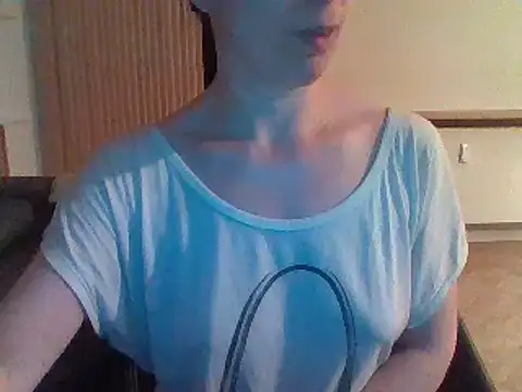 Moi Lina online show from 07/21/26, 10:45