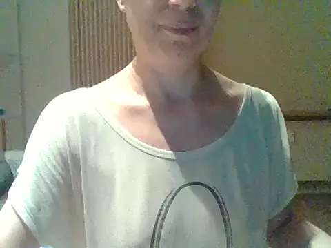 Moi Lina online show from 07/31/26, 10:53