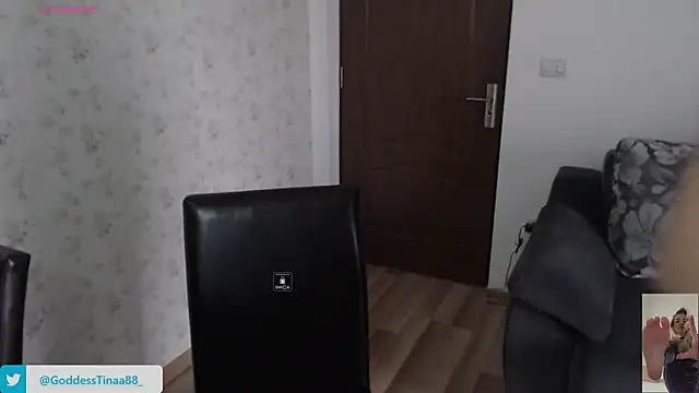 Goddess Tina online show from 11/07/25, 07:30