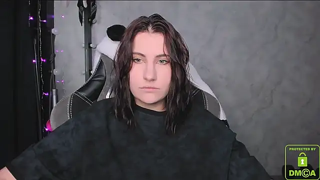 Snapshot of dj_eban_ chatting on 01/18/26, 02:43 dj eban online show from 01/18/26, 02:43