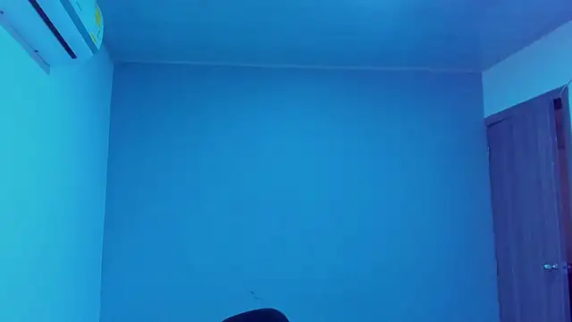 Snapshot of Kris_Khalifa69 chatting on 02/07/26, 05:27 Kris Khalifa69 online show from 02/07/26, 05:27