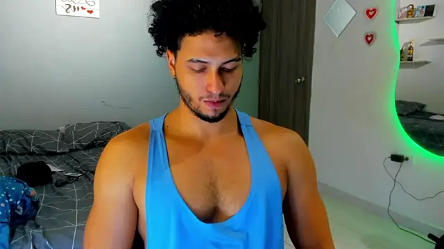 Snapshot of Kris_Khalifa69 chatting on 02/27/26, 02:22 Kris Khalifa69 online show from 02/27/26, 02:22