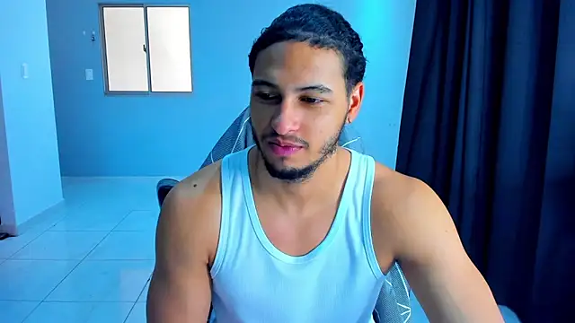 Snapshot of Kris_Khalifa69 chatting on 03/05/26, 02:35 Kris Khalifa69 online show from 03/05/26, 02:35