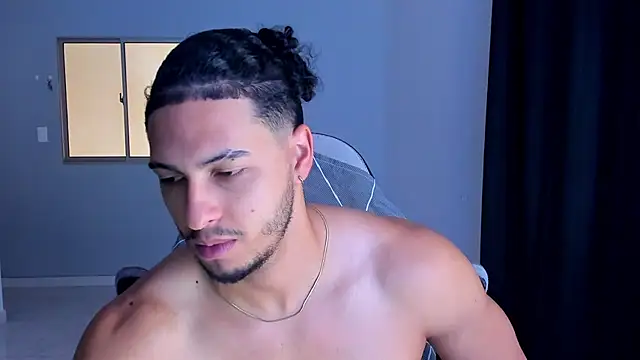 Snapshot of Kris_Khalifa69 chatting on 03/09/26, 12:42 Kris Khalifa69 online show from 03/09/26, 12:42