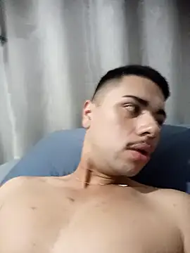 Snapshot of 19cmpeni chatting on 02/06/26, 01:21 19cmpeni online show from 02/06/26, 01:21