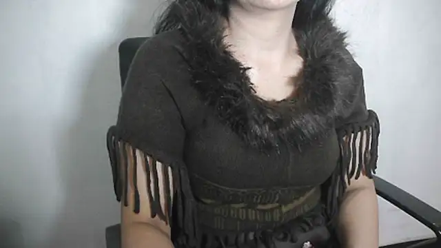 Snapshot of Chanchal--Navya chatting on 02/07/26, 05:38 Chanchal--Navya online show from 02/07/26, 05:38