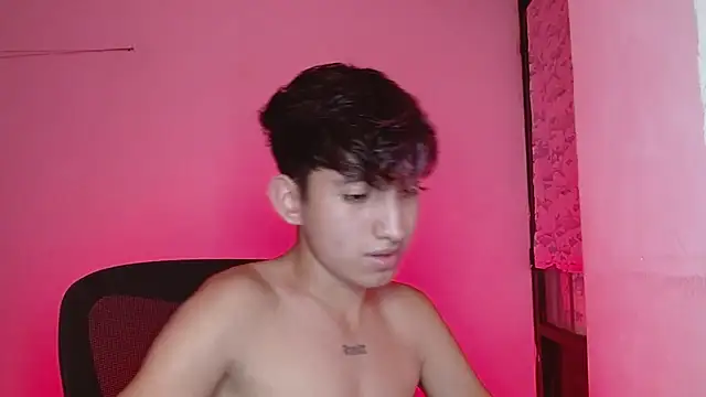 Snapshot of littlextreme chatting on 02/28/25, 09:04 littlextreme online show from 02/28/25, 09:04