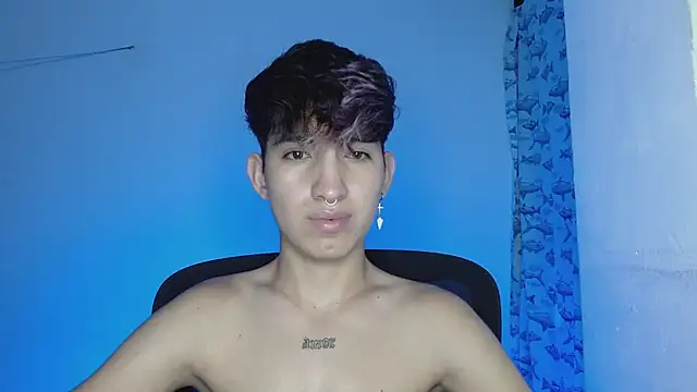 Snapshot of littlextreme chatting on 03/02/25, 06:48 littlextreme online show from 03/02/25, 06:48