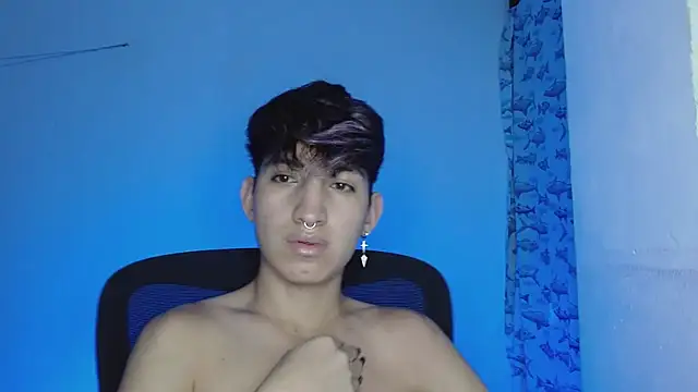 Snapshot of littlextreme chatting on 03/02/25, 09:53 littlextreme online show from 03/02/25, 09:53