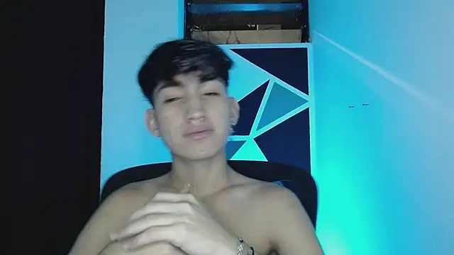 Snapshot of littlextreme chatting on 03/12/25, 05:35 littlextreme online show from 03/12/25, 05:35