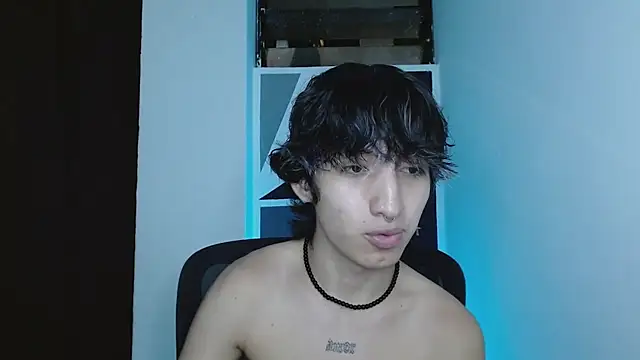 Snapshot of littlextreme chatting on 01/09/26, 01:19 littlextreme online show from 01/09/26, 01:19