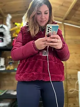 DaisyVibesss online show from 12/08/24, 01:14