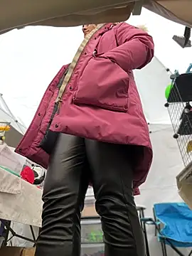 DaisyVibesss online show from 02/23/25, 10:06