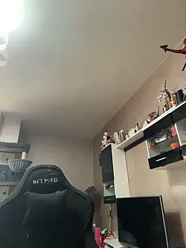 Snapshot of DaisyVibesss chatting on 03/05/26, 09:38 DaisyVibesss online show from 03/05/26, 09:38