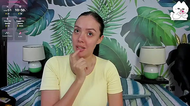 brianna 196 online show from 10/10/25, 07:46