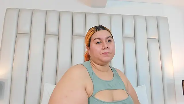 Snapshot of aandreaperez chatting on 02/06/25, 12:05 aandreaperez online show from 02/06/25, 12:05