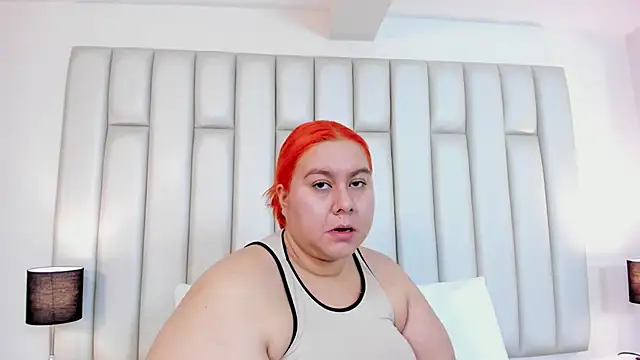 Snapshot of aandreaperez chatting on 02/19/25, 11:49 aandreaperez online show from 02/19/25, 11:49