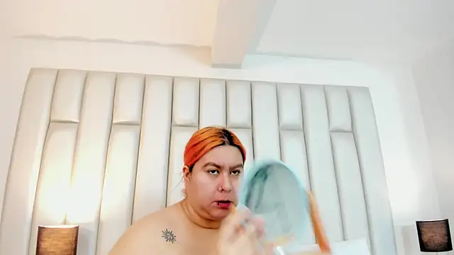 Snapshot of aandreaperez chatting on 10/08/25, 12:25 aandreaperez online show from 10/08/25, 12:25