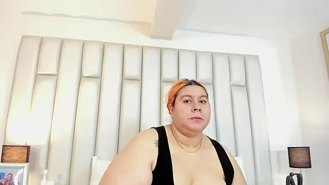 Snapshot of aandreaperez chatting on 10/21/25, 11:33 aandreaperez online show from 10/21/25, 11:33