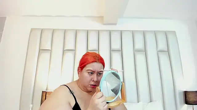 Snapshot of aandreaperez chatting on 11/10/25, 11:53 aandreaperez online show from 11/10/25, 11:53