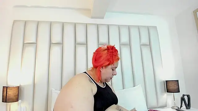 Snapshot of aandreaperez chatting on 11/12/25, 11:43 aandreaperez online show from 11/12/25, 11:43