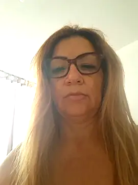 gisela27 online show from 04/26/26, 10:07